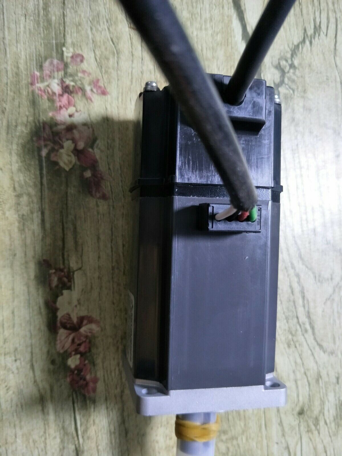 NEW MITSUBISHI AC SERVO MOTOR HC-MF43KW90-S6 FREE EXPEDITED SHIPPING DHL / UPS / FedEx