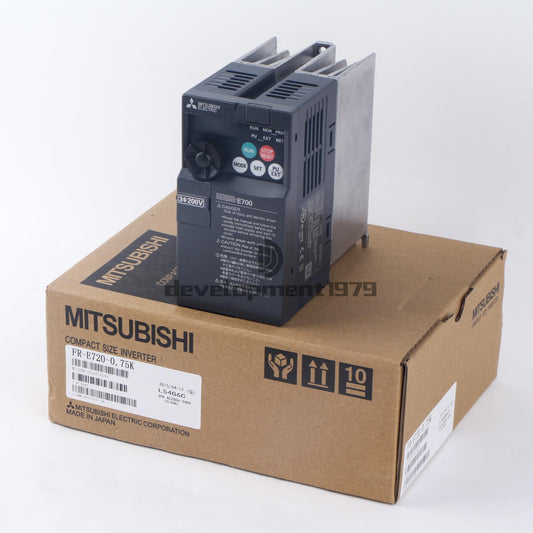 ONE New Mitsubishi FR-E720-0.75K Inverter UPS / DHL / FedEx