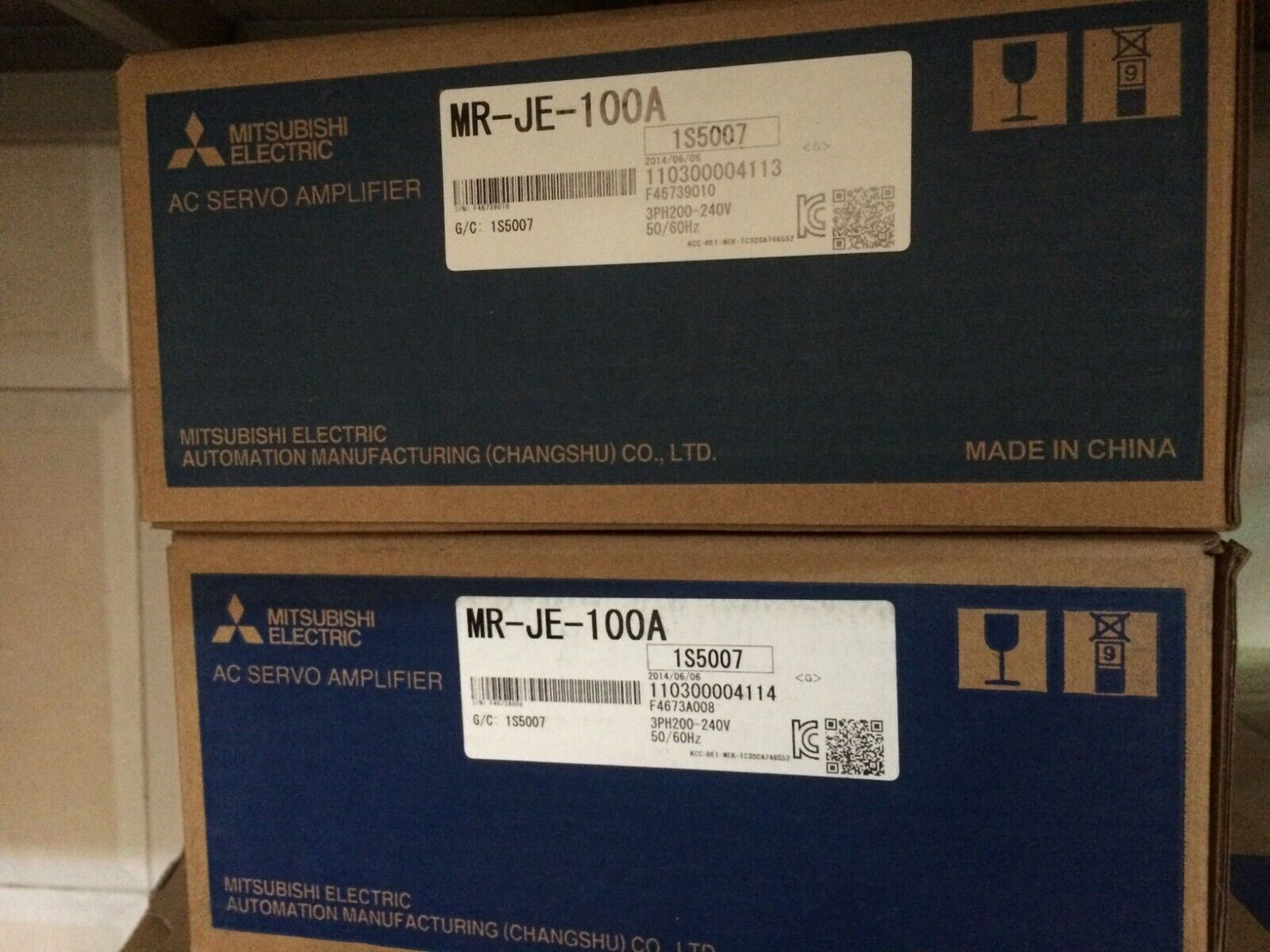 NEW MITSUBISHI AC SERVO DRIVER MR-JE-100A MRJE100A FREE EXPEDITED SHIPPING DHL / UPS / FedEX