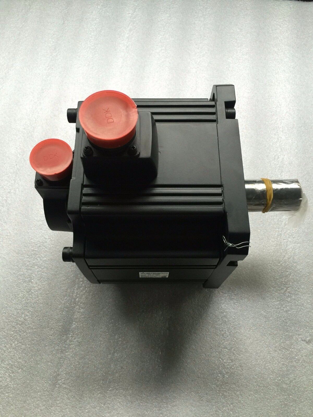 MITSUBISHI AC SERVO MOTOR HC-SF352K HCSF352K NEW FREE EXPEDITED SHIPPING DHL / UPS / FedEx