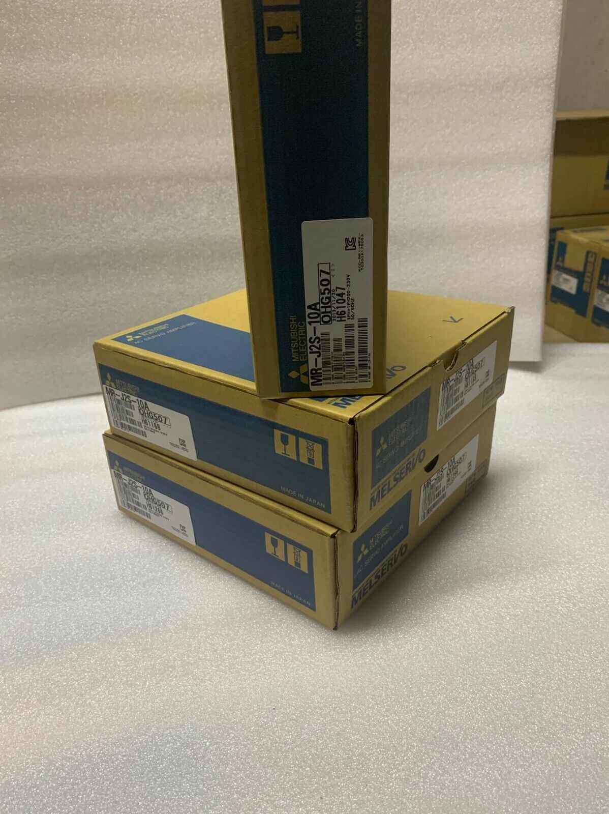 New Original Mitsubishi Servo Driver MR-J2S-10A MRJ2S10A Free Expedited Shipping DHL / UPS / FedEX