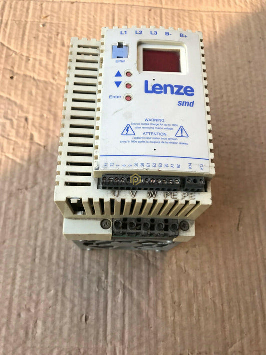 ONE Used LENZE inverter ESMD552L4TXA 5.5KW 380V