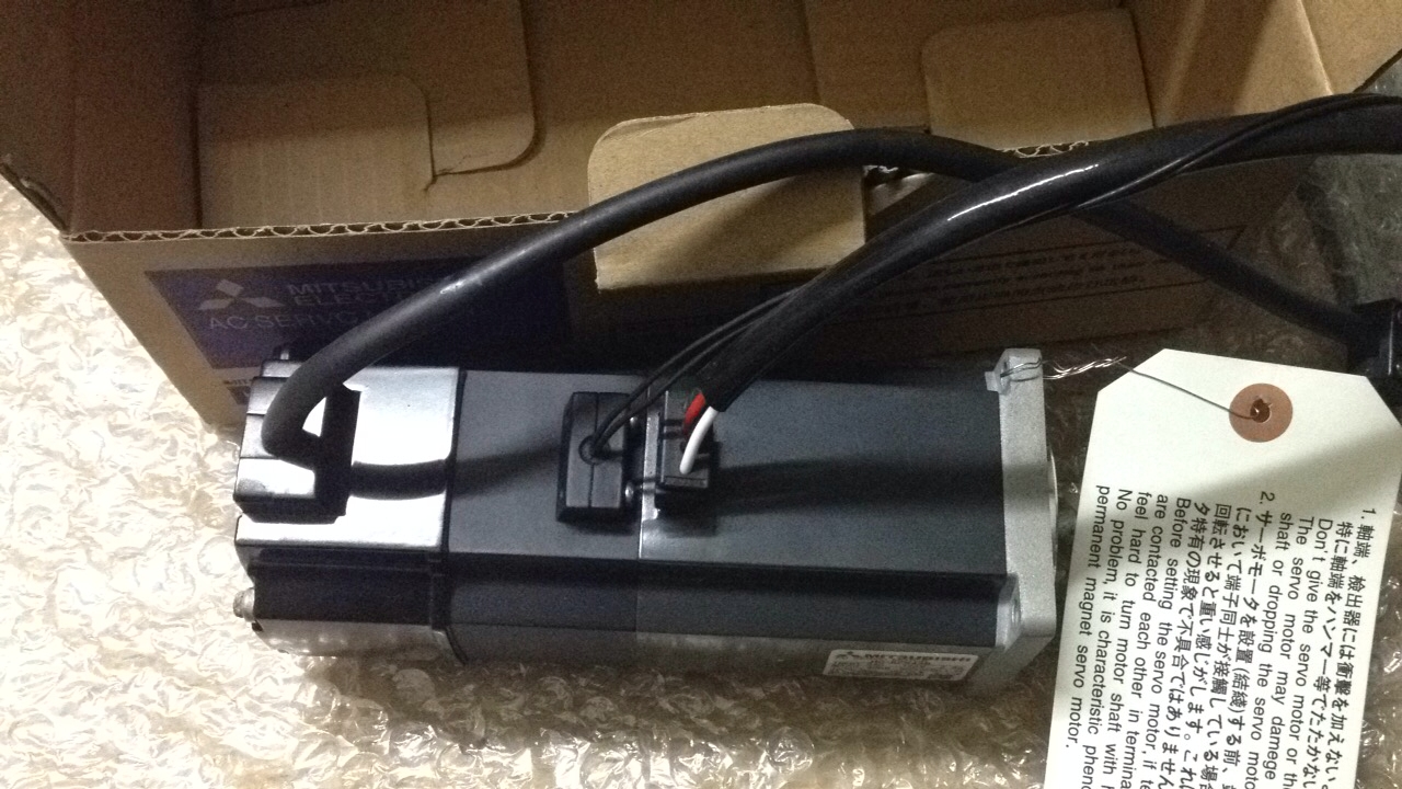 MITSUBISHI AC SERVO MOTOR HC-MFS43B NEW ORIGINAL FREE EXPEDITED SHIPPING DHL / UPS / FedEx