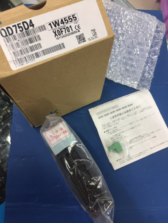 1PC NEW MITSUBISHI POSITION UNIT QD75D4 FREE EXPEDITED SHIPPING DHL / UPS / FedEX