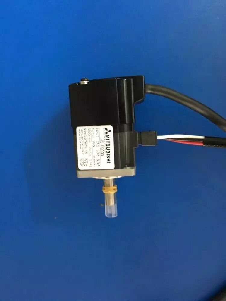 1PC MITSUBISHI AC SERVO MOTOR HC-PQ033 HCPQ033 NEW FREE EXPEDITED SHIPPING DHL / UPS / FedEx