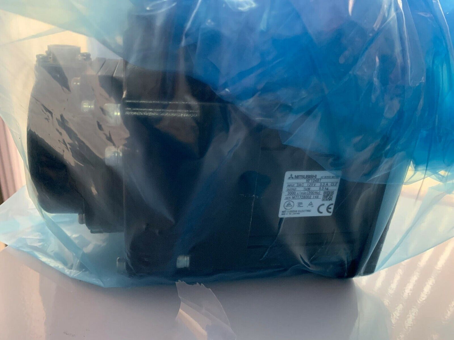 MITSUBISHI SERVO MOTOR HF104BT-A48 HF104BT NEW ORIGINAL FREE EXPEDITED SHIPPING DHL / UPS / FedEX