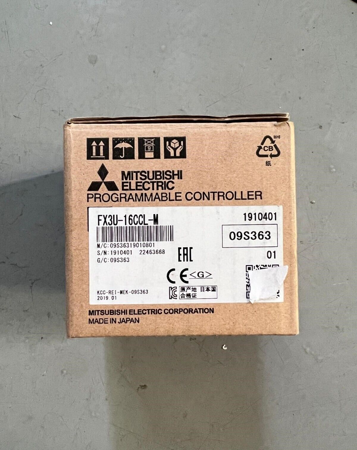 1PC New Mitsubishi FX3U-16CCL-M PLC Unit FX3U16CCLM Free Expedited Shipping DHL / UPS / FedEX