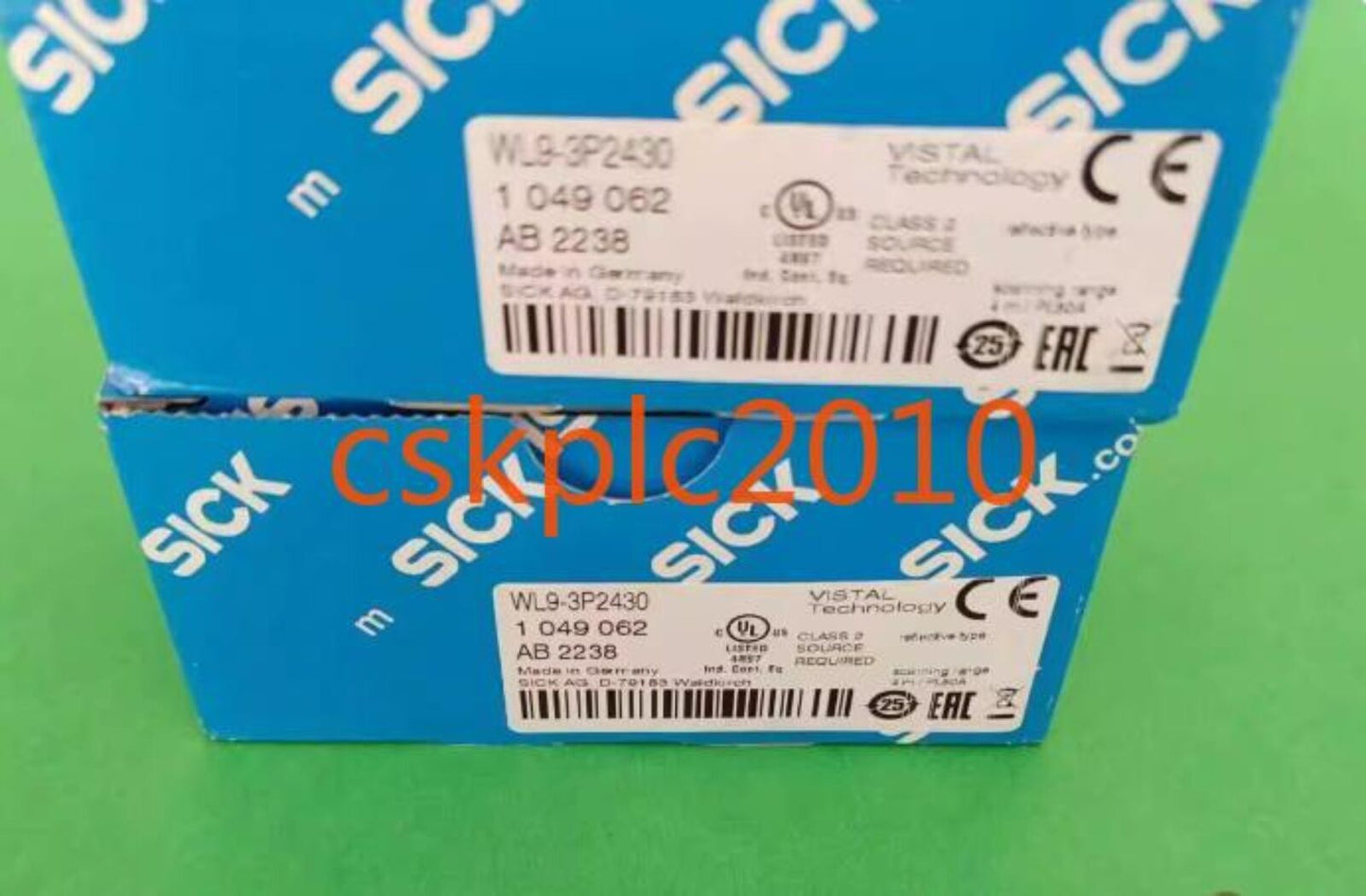 1PCS New original SICK sensor WL9-3P2430 1049062 in stock