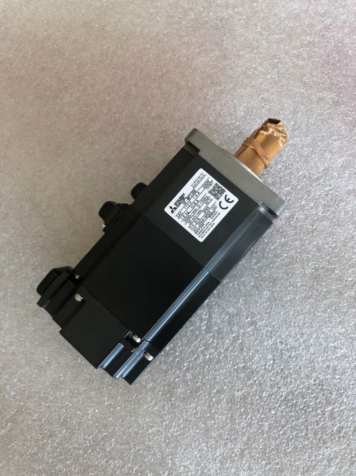 MITSUBISHI AC SERVO MOTOR HF-MP23BK HFMP23BK NEW FREE EXPEDITED SHIPPING DHL / UPS / FedEX