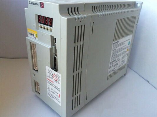 MITSUBISHI AC SERVO DRIVER MR-E-200AG-KH003 NEW FREE EXPEDITED SHIPPING DHL / UPS / FedEx