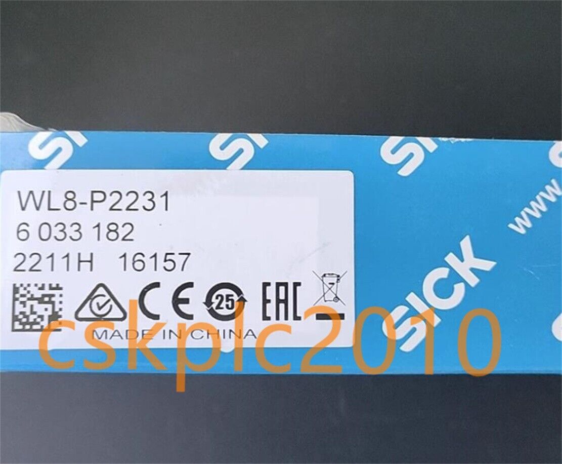 1 PCS NEW IN BOX SICK Photoelectric switch Sensors WL8-P2231 6033182
