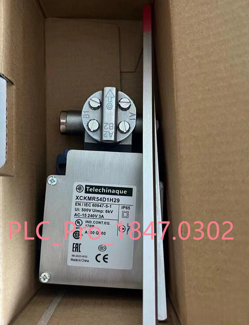 XCKMR54D1H29 1PCS Brand New Schneider XCKMR54D1H29 limit switch Fast delivery