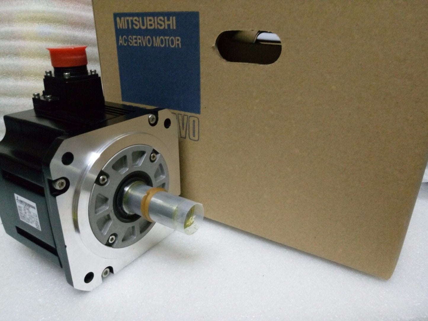 MITSUBISHI SERVO MOTOR HF104S-A42 HF104S NEW ORIGINAL FREE EXPEDITED SHIPPING DHL / UPS / FedEX