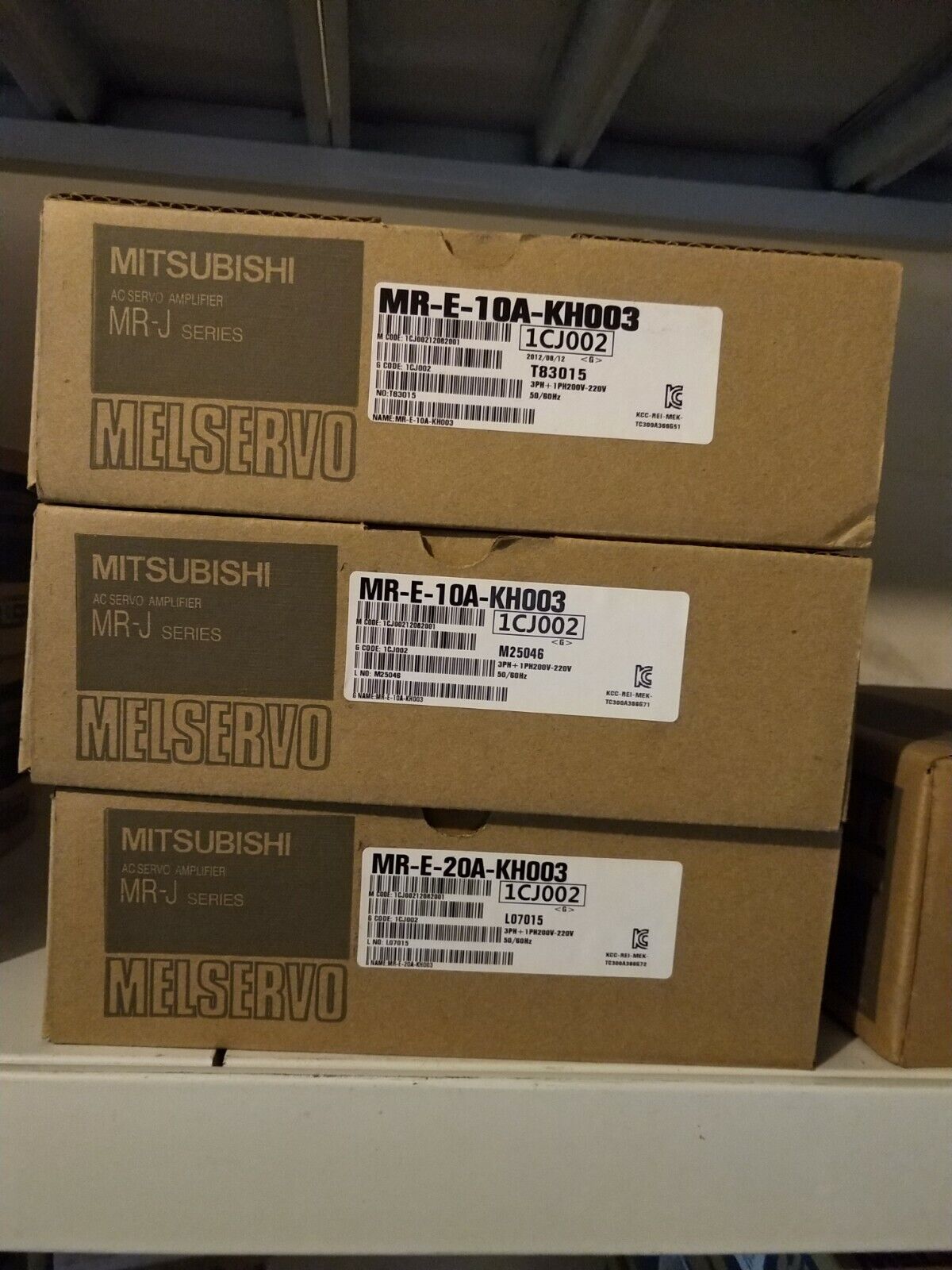 NEW MITSUBISHI SERVO DRIVER MR-E-10A-KH003 MRE10AKH003 FREE EXPEDITED SHIPPING DHL / UPS / FedEX