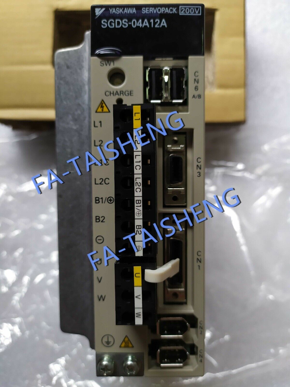 NEW YASKAWA AC SERVO DRIVER SGDS-04A12A SGDS04A12A FREE EXPEDITED SHIPPING DHL / UPS / FedEx