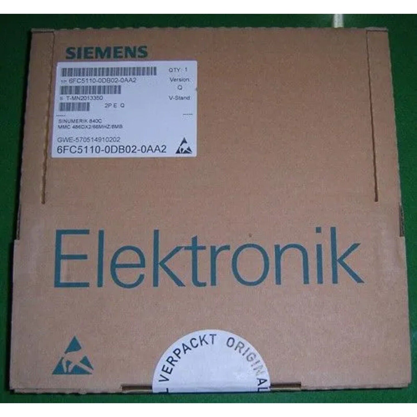 Siemens 6FC5110-0DB02-0AA2 SN: T-K53000014 Version: N-