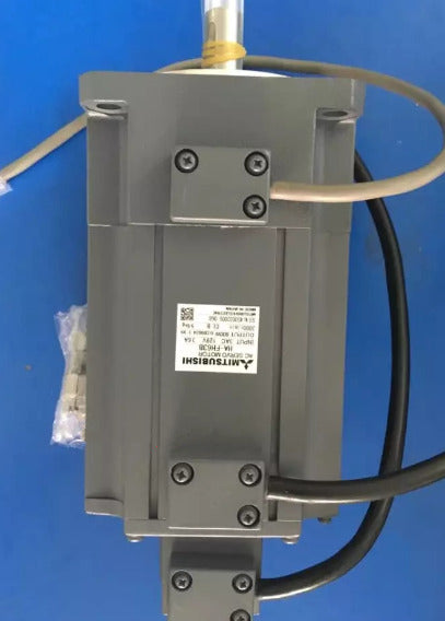 1PCS NEW ORIGINAL MITSUBISHI AC SERVO MOTOR HA-FH63B FREE EXPEDITED SHIPPING DHL / UPS / FedEX