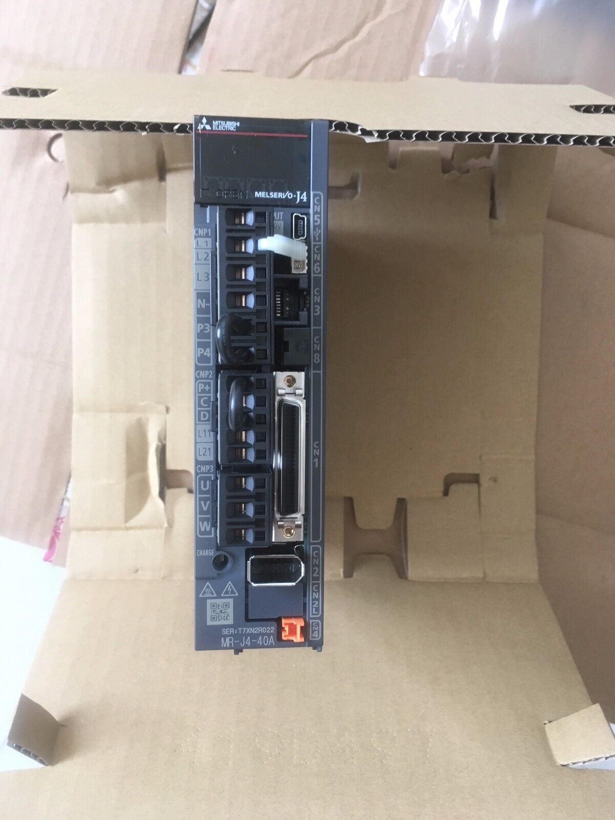 MITSUBISHI AC SERVO DRIVER MR-J4-40A MRJ440A NEW FREE EXPEDITED SHIPPING DHL / UPS / FedEx