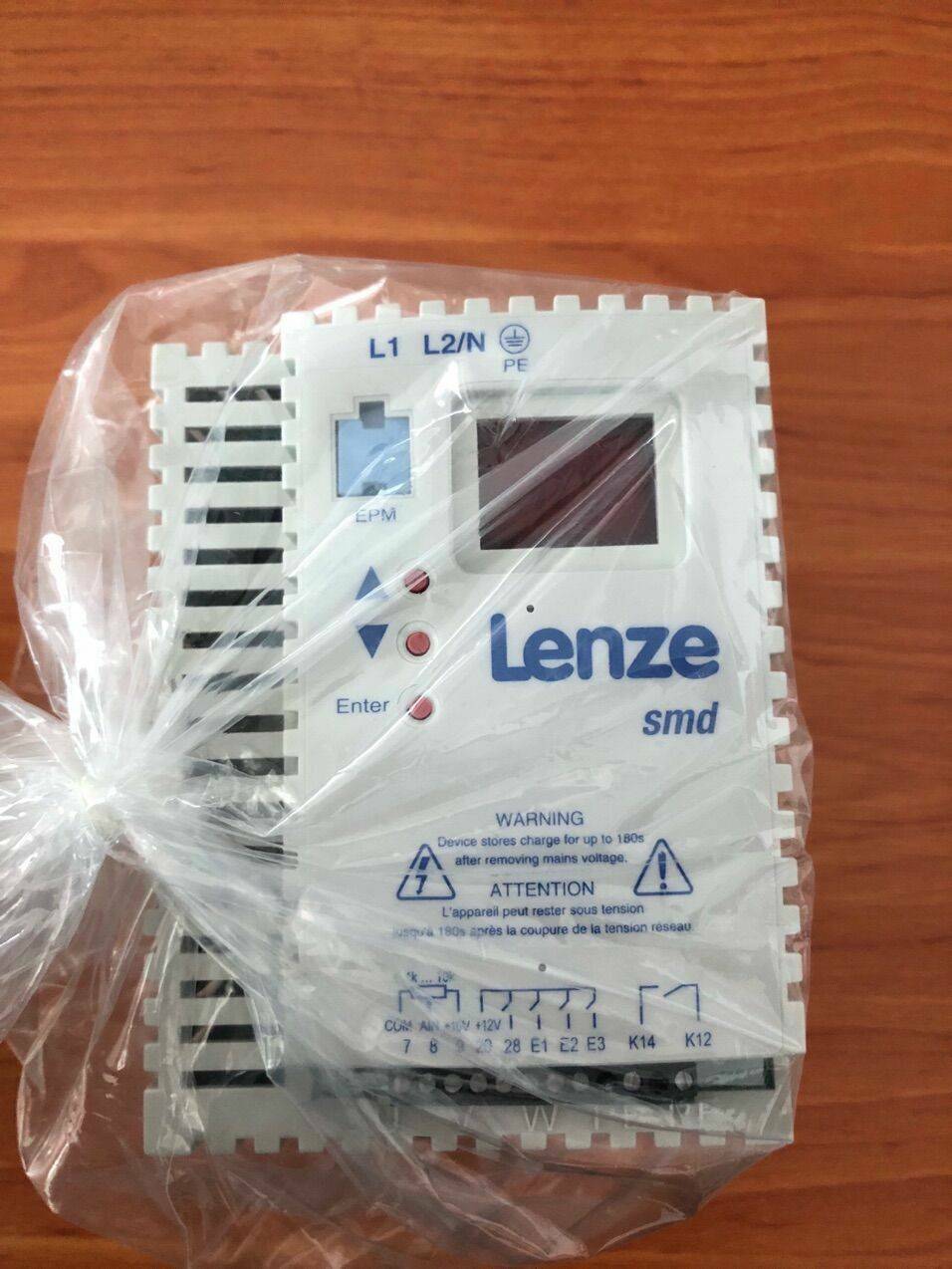 1PC lenze inverter ESMD152X2SFA Brand New