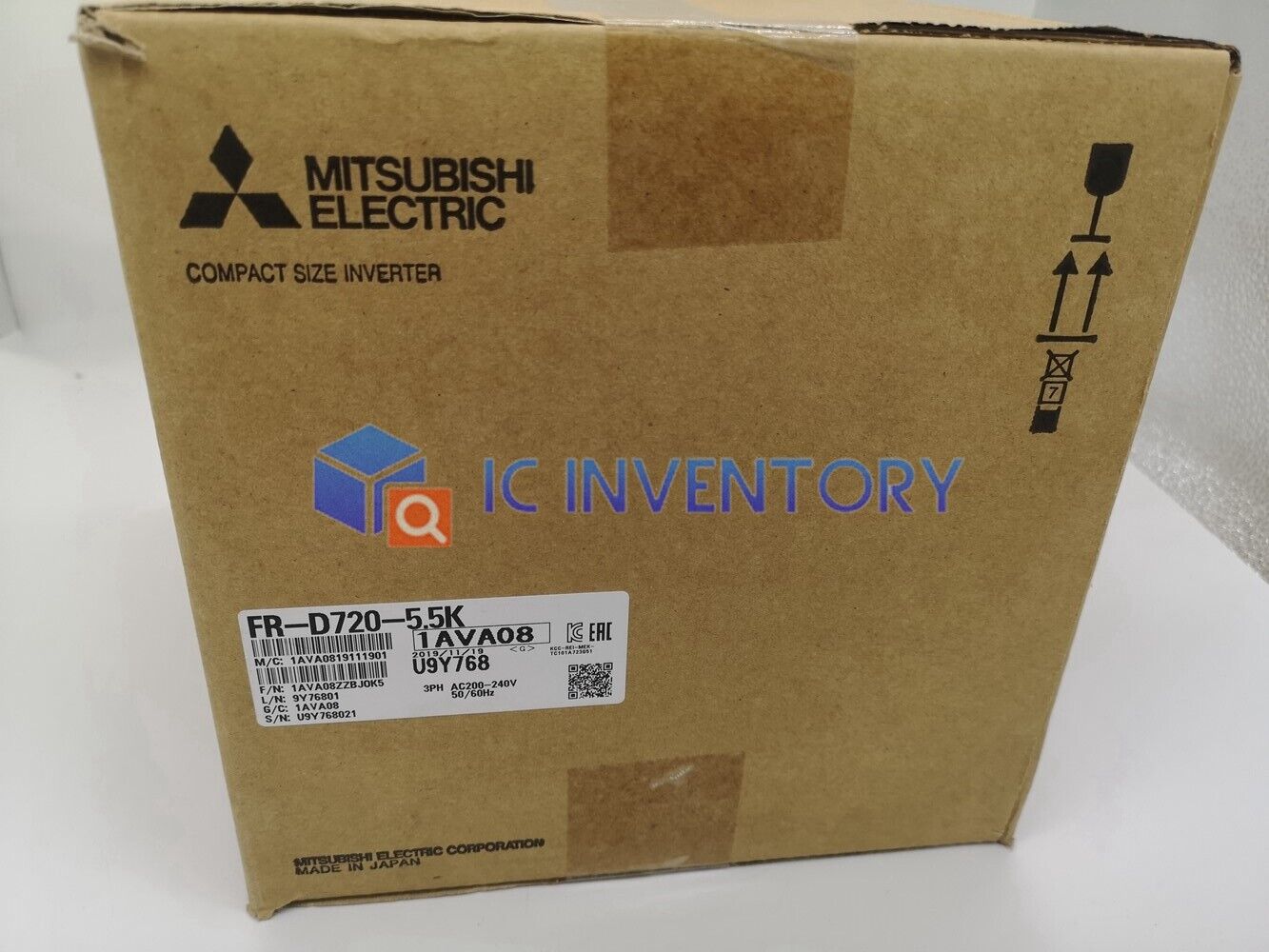 Brand New in Box MITSUBISHI frequency converter FR-D720-5.5K UPS / DHL / FedEx
