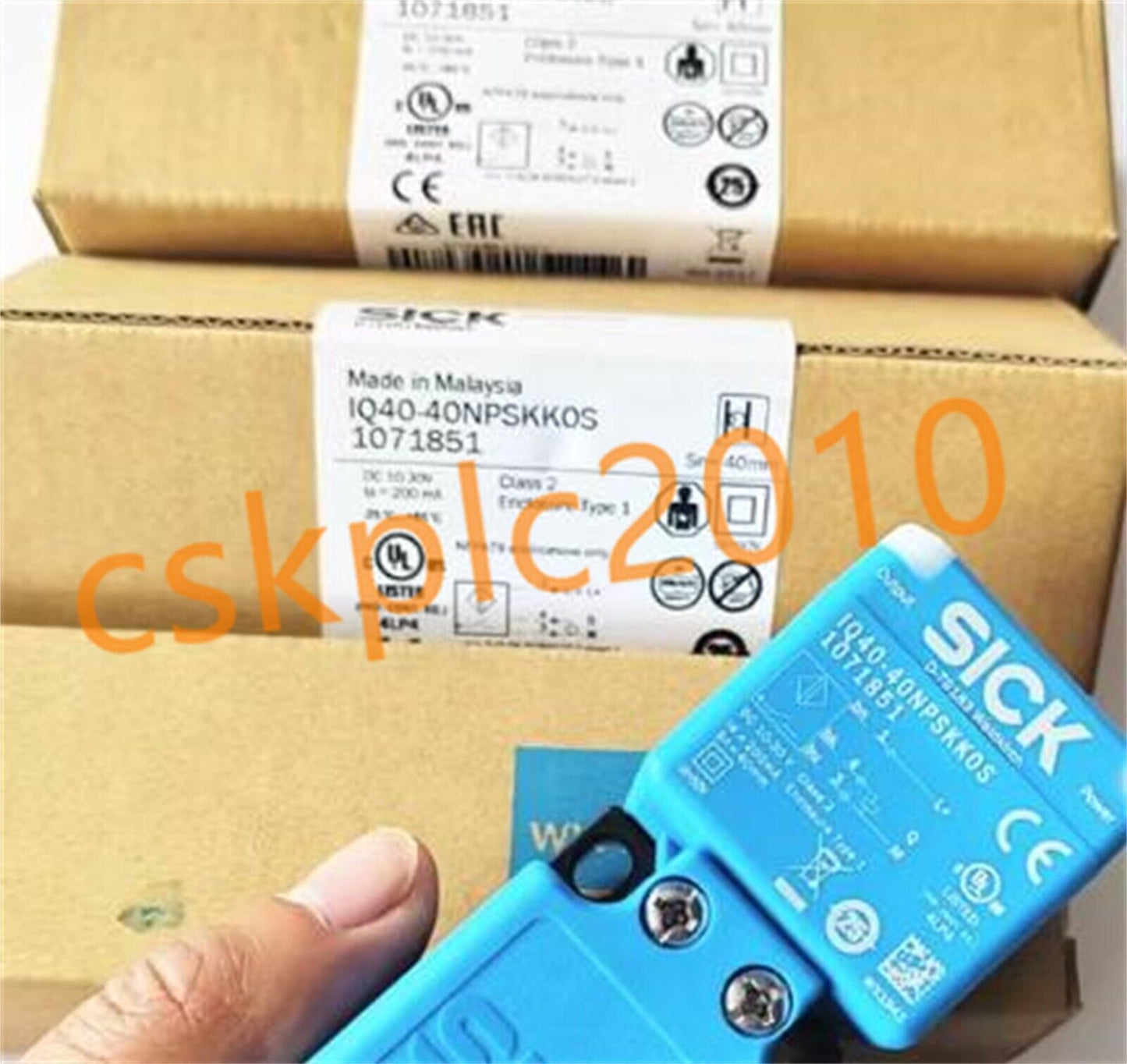 1 PCS NEW IN BOX SICK Square sensor 1071851 IQ40-40NPSKKOS