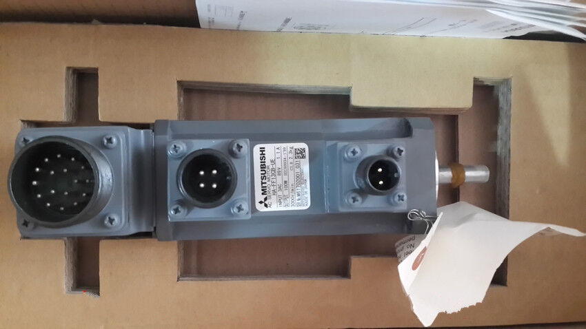 1PC MITSUBISHI AC SERVO MOTOR HA-FF13CB-UE HAFF13CBUE NEW ORIGINAL FREE SHIPPING DHL / UPS / FedEx