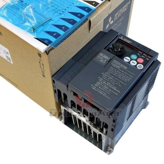 New In Box Mitsubishi FR-E720-0.4K 220V 0.4KW Inverter Input UPS / DHL / FedEx