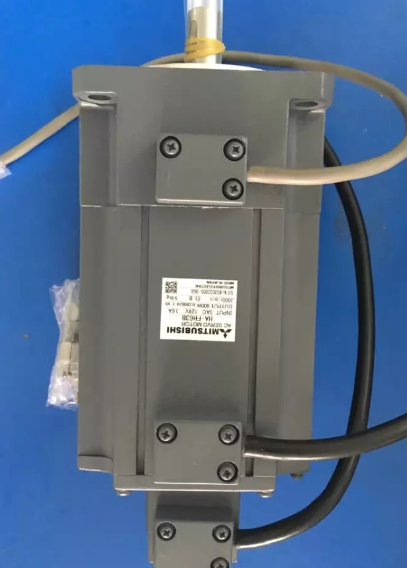 1PCS NEW ORIGINAL MITSUBISHI AC SERVO MOTOR HA-FH63B FREE EXPEDITED SHIPPING DHL / UPS / FedEX
