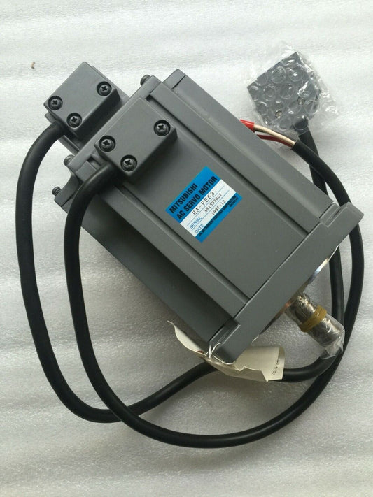 1PC MITSUBISHI AC SERVO MOTOR HA-FE63 HAFE63 NEW ORIGINALFREE EXPEDITED SHIPPING DHL / UPS / FedEx