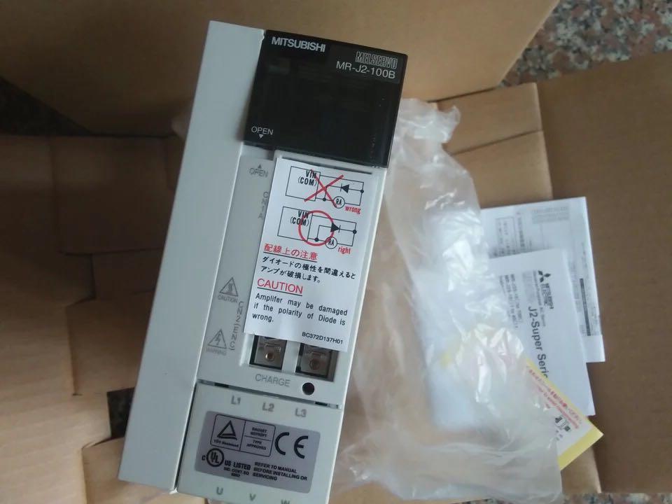 1PC MITSUBISHI AC SERVO DRIVER MR-J2-100B NEW ORIGINAL FREE EXPEDITED SHIPPING DHL / UPS / FedEx